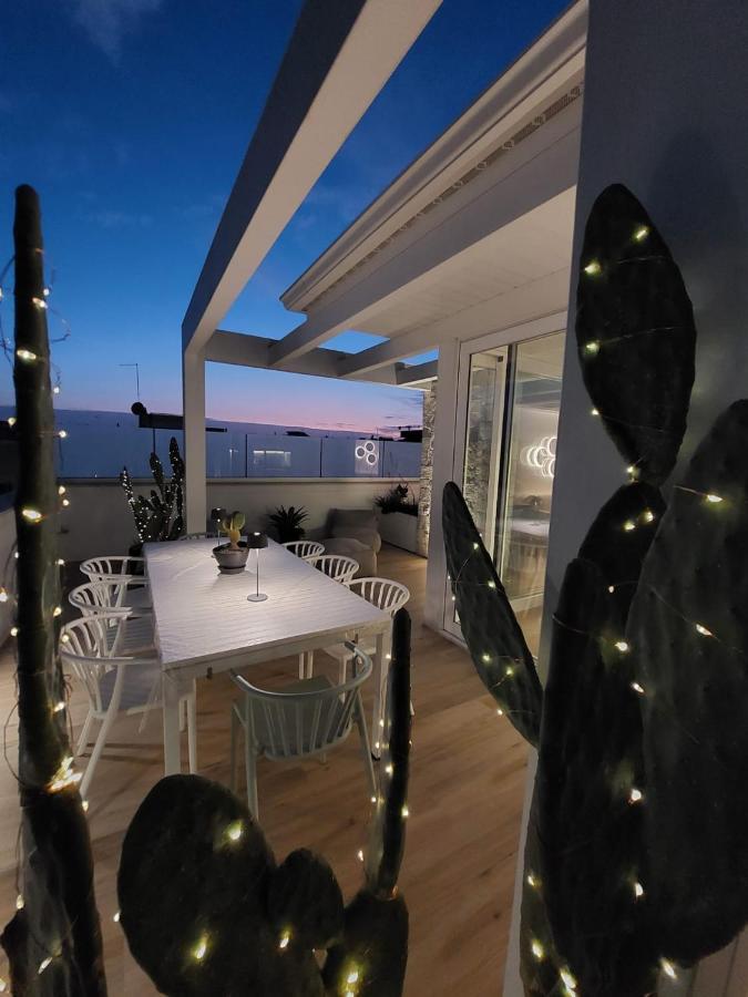 Ferienwohnung Sky Garden Locazione Turistica Polignano a Mare Exterior foto